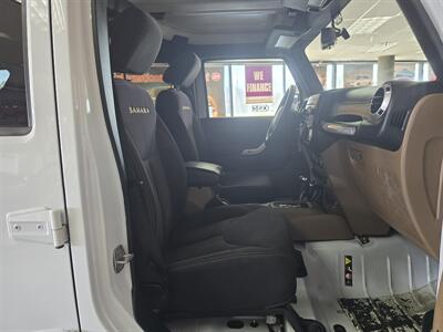 2014 Jeep Wrangler UNLIMITED SAHARA 4DR SUV 4X4   - Photo 14 - Hamilton, OH 45015