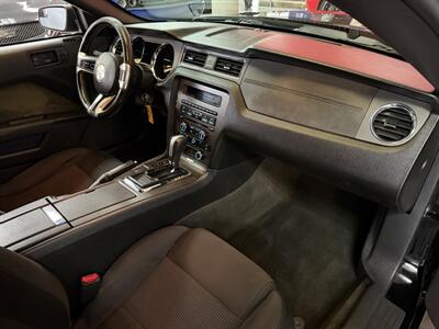 2013 Ford Mustang V6   - Photo 20 - Hamilton, OH 45015