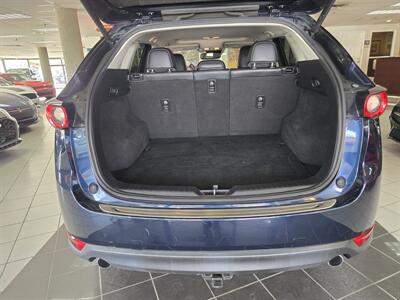 2017 Mazda CX-5 Grand Touring   - Photo 17 - Hamilton, OH 45015