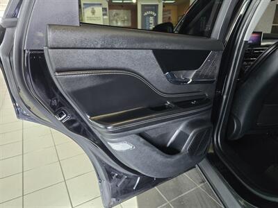 2021 Lincoln Corsair Standard 4DR SUV AWD   - Photo 10 - Hamilton, OH 45015