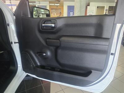 2022 Chevrolet Silverado 1500 Work Truck   - Photo 10 - Hamilton, OH 45015