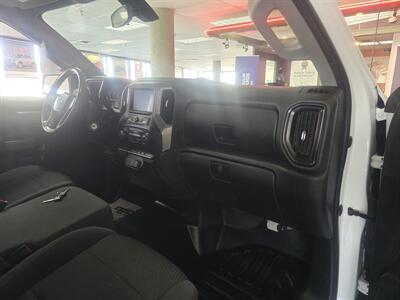 2022 Chevrolet Silverado 1500 Work Truck   - Photo 11 - Hamilton, OH 45015