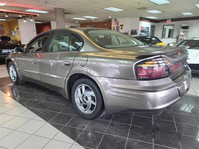 2001 Pontiac Bonneville SLE 4DR SEDAN   - Photo 7 - Hamilton, OH 45015