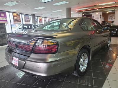 2001 Pontiac Bonneville SLE 4DR SEDAN   - Photo 5 - Hamilton, OH 45015