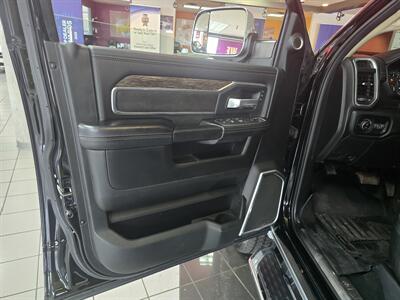 2020 RAM 2500 Laramie CREW CAB 4X4   - Photo 8 - Hamilton, OH 45015