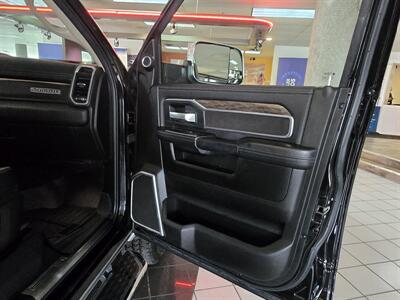 2020 RAM 2500 Laramie CREW CAB 4X4   - Photo 15 - Hamilton, OH 45015