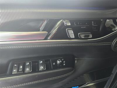 2022 Jeep Wagoneer Series II 4DR SUV 4X4   - Photo 25 - Hamilton, OH 45015