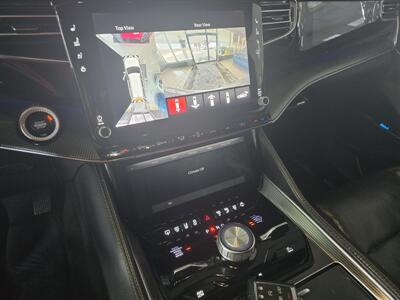 2022 Jeep Wagoneer Series II 4DR SUV 4X4   - Photo 33 - Hamilton, OH 45015