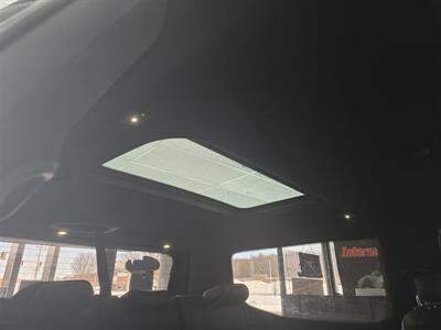 2022 Jeep Wagoneer Series II 4DR SUV 4X4   - Photo 22 - Hamilton, OH 45015