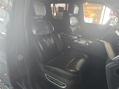 2022 Jeep Wagoneer Series II 4DR SUV 4X4   - Photo 17 - Hamilton, OH 45015