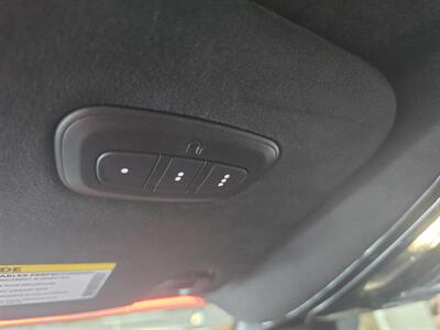 2022 Jeep Wagoneer Series II 4DR SUV 4X4   - Photo 37 - Hamilton, OH 45015