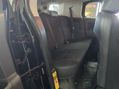 2013 Toyota FJ Cruiser Base 4DR SUV AWD   - Photo 14 - Hamilton, OH 45015