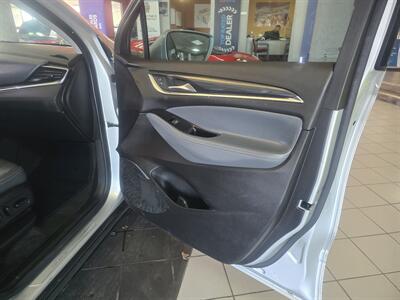 2020 Buick Enclave Essence - Photo 13 - Hamilton, OH 45015