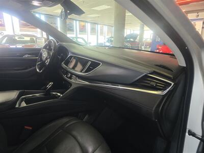 2020 Buick Enclave Essence - Photo 14 - Hamilton, OH 45015
