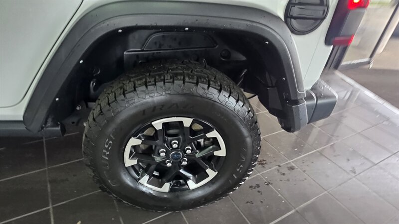 2024 Jeep Wrangler Rubicon 4xe 4DR SUV 4X4 - Photo 32 - Hamilton, OH 45015