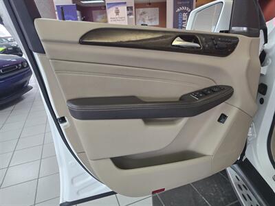 2015 Mercedes-Benz ML 350 4DR SUV   - Photo 7 - Hamilton, OH 45015