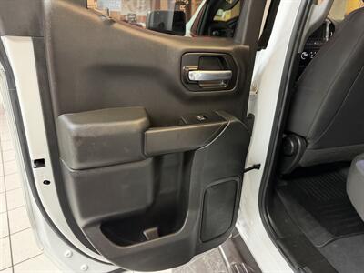 2019 Chevrolet Silverado 1500 Custom 4DR EXTENDED CAB 4X4 - Photo 20 - Hamilton, OH 45015