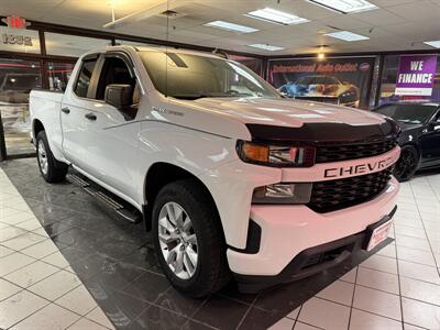 2019 Chevrolet Silverado 1500 Custom 4DR EXTENDED CAB 4X4 - Photo 4 - Hamilton, OH 45015