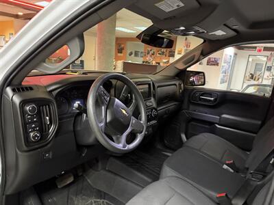 2019 Chevrolet Silverado 1500 Custom 4DR EXTENDED CAB 4X4 - Photo 11 - Hamilton, OH 45015