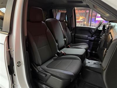 2019 Chevrolet Silverado 1500 Custom 4DR EXTENDED CAB 4X4 - Photo 24 - Hamilton, OH 45015