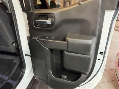 2019 Chevrolet Silverado 1500 Custom 4DR EXTENDED CAB 4X4 - Photo 22 - Hamilton, OH 45015