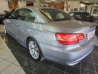 2011 BMW 328i 2DR CONVERTIBLE   - Photo 8 - Hamilton, OH 45015