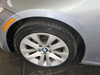 2011 BMW 328i 2DR CONVERTIBLE   - Photo 34 - Hamilton, OH 45015