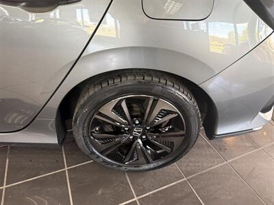 2019 Honda Civic EX4DR HATCHBACK   - Photo 33 - Hamilton, OH 45015