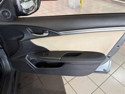 2019 Honda Civic EX4DR HATCHBACK   - Photo 28 - Hamilton, OH 45015