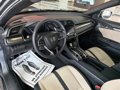 2019 Honda Civic EX4DR HATCHBACK   - Photo 11 - Hamilton, OH 45015