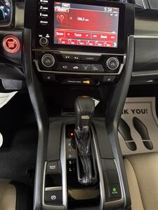 2019 Honda Civic EX4DR HATCHBACK   - Photo 17 - Hamilton, OH 45015