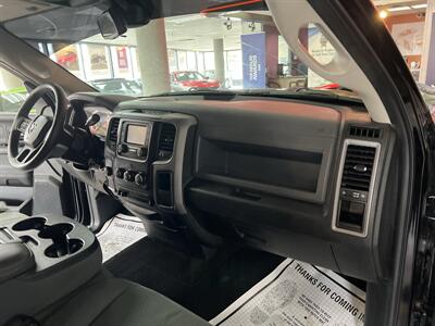 2014 RAM 1500 Express   - Photo 23 - Hamilton, OH 45015