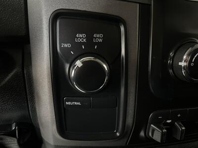 2014 RAM 1500 Express   - Photo 15 - Hamilton, OH 45015