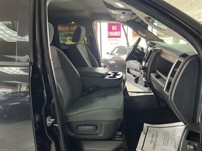 2014 RAM 1500 Express   - Photo 21 - Hamilton, OH 45015