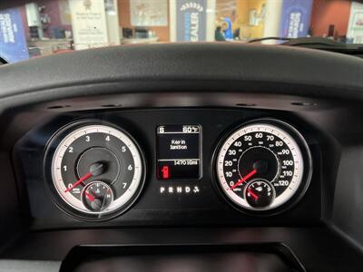2014 RAM 1500 Express   - Photo 11 - Hamilton, OH 45015