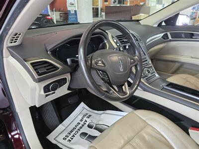 2017 Lincoln MKZ/Zephyr Reserve 4DR SEDAN AWD   - Photo 8 - Hamilton, OH 45015