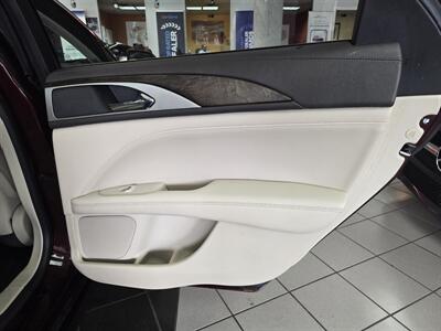 2017 Lincoln MKZ/Zephyr Reserve 4DR SEDAN AWD   - Photo 15 - Hamilton, OH 45015