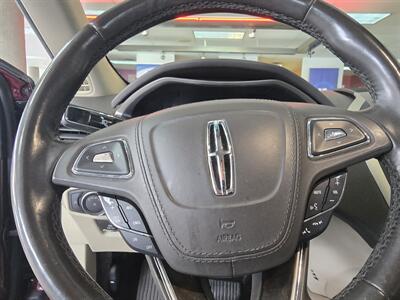 2017 Lincoln MKZ/Zephyr Reserve 4DR SEDAN AWD   - Photo 26 - Hamilton, OH 45015