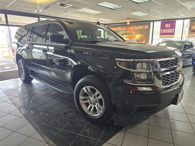 2020 Chevrolet Suburban LT   - Photo 3 - Hamilton, OH 45015