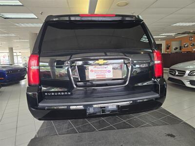 2020 Chevrolet Suburban LT   - Photo 5 - Hamilton, OH 45015
