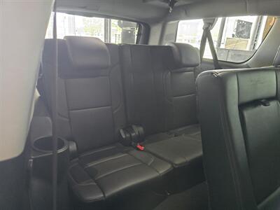 2020 Chevrolet Suburban LT   - Photo 18 - Hamilton, OH 45015