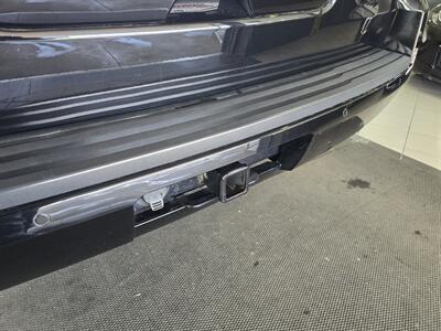 2020 Chevrolet Suburban LT   - Photo 31 - Hamilton, OH 45015