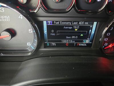 2020 Chevrolet Suburban LT   - Photo 27 - Hamilton, OH 45015