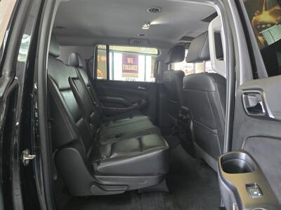 2020 Chevrolet Suburban LT   - Photo 17 - Hamilton, OH 45015