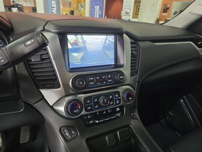 2020 Chevrolet Suburban LT   - Photo 22 - Hamilton, OH 45015