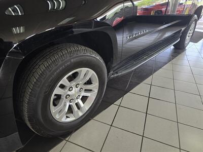 2020 Chevrolet Suburban LT   - Photo 36 - Hamilton, OH 45015