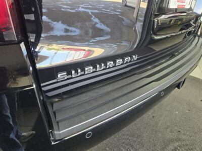 2020 Chevrolet Suburban LT   - Photo 32 - Hamilton, OH 45015
