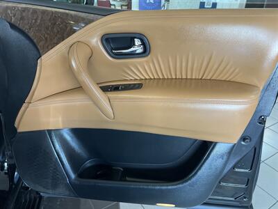 2016 INFINITI QX80   - Photo 31 - Hamilton, OH 45015
