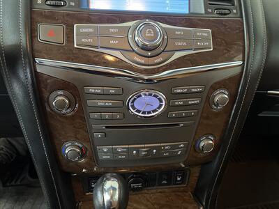 2016 INFINITI QX80   - Photo 17 - Hamilton, OH 45015