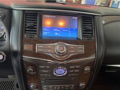 2016 INFINITI QX80   - Photo 15 - Hamilton, OH 45015